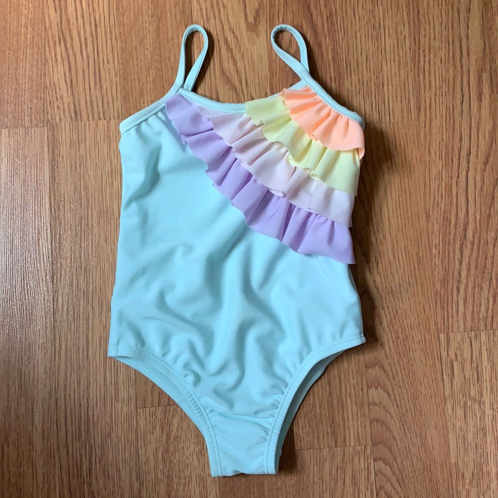 Baby Gap Ruffle Swimsuit Fits Like 2t